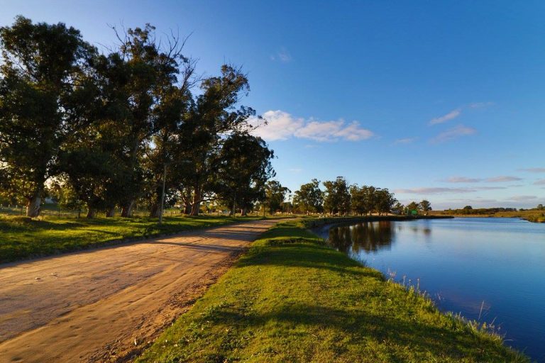 Vecinos organizan encuentro ciudadano frente al avance industrial