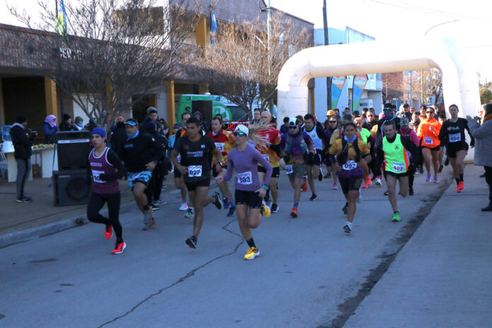 San Cayetano se pone en marcha con la carrera solidaria “Sanca Corre”