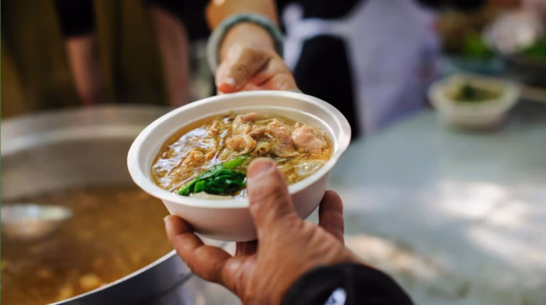La Parroquia de Lourdes lanza “La Noche de la Caridad”